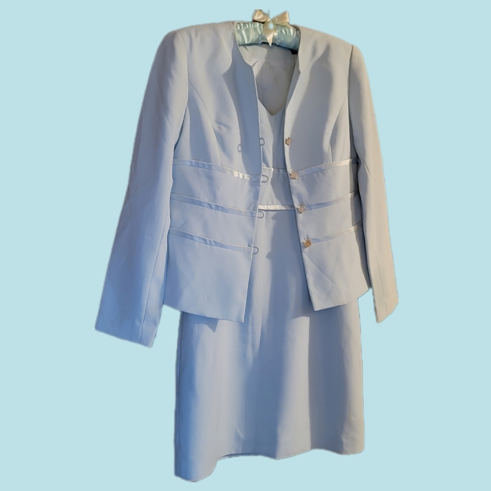 Liz Claiborne petite size 4 dress with jacket